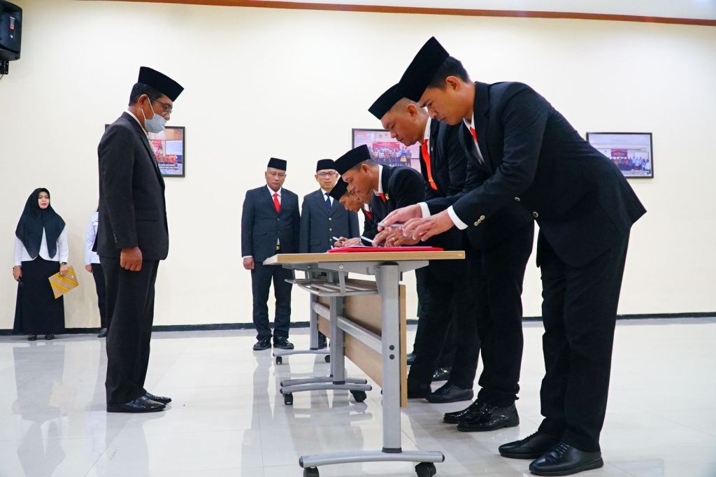 Kakanwil Kemenkumham Sulsel Lantik 5&nbsp;PPNS