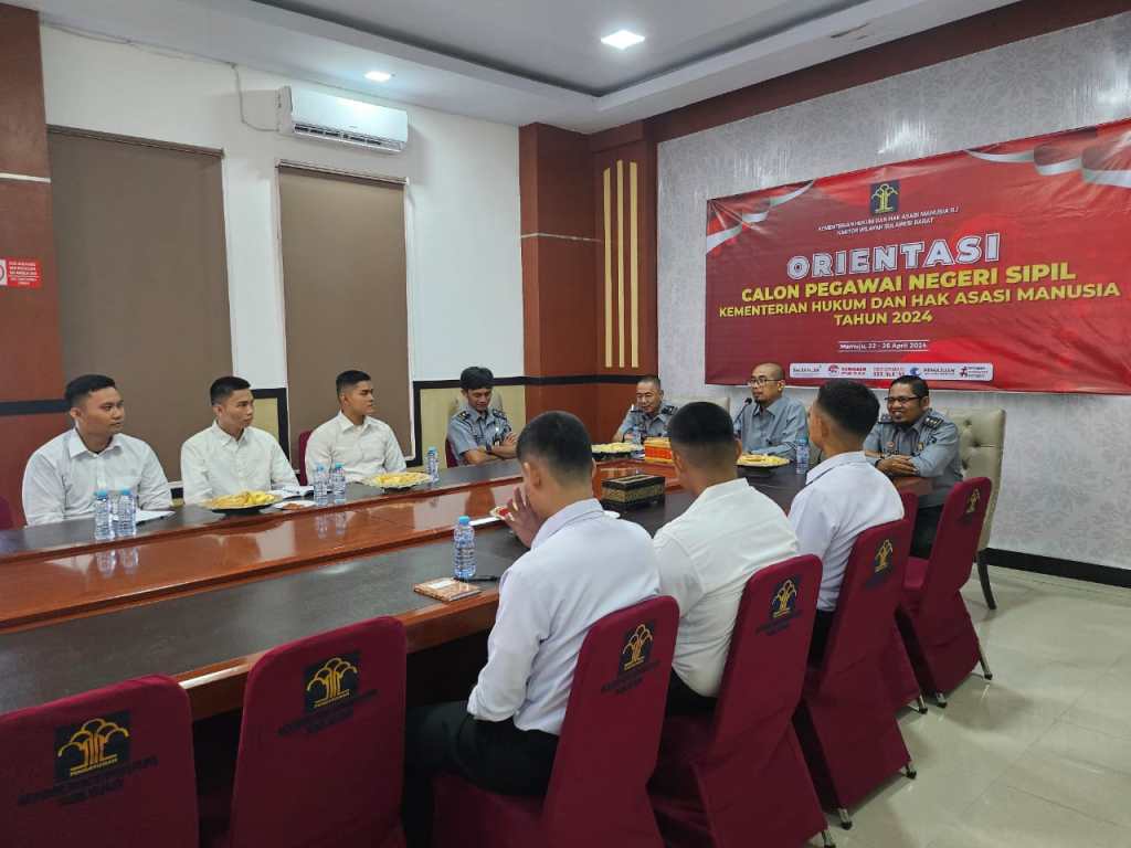 Pegawai Berorientasi Pelayanan Prima, Kadivyankumham Sulbar Beri Pembekalan kepada&nbsp;CPNS