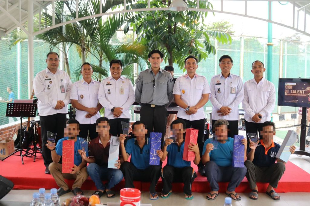 Iskandar Widjaja, Musisi Biola Kelas Dunia Kagum dengan Bakat Warga Binaan Lapas&nbsp;Cibinong