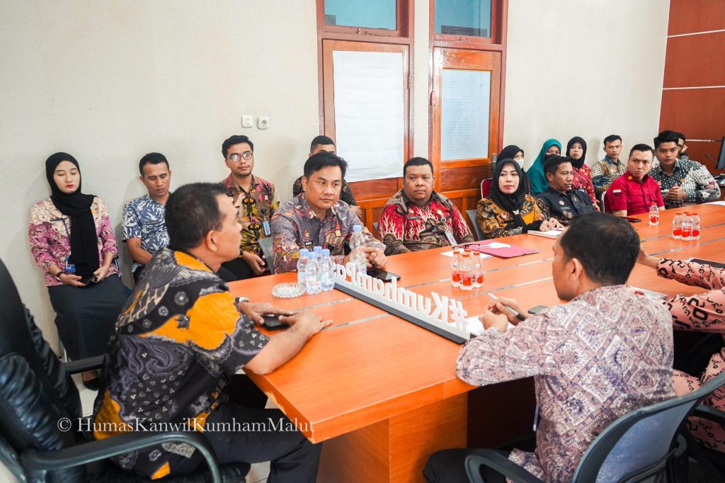 Pertemuan Perdana, Kadiv Administrasi Kanwil Kemenkumham Malut Tekankan&nbsp;Kekeluargaan