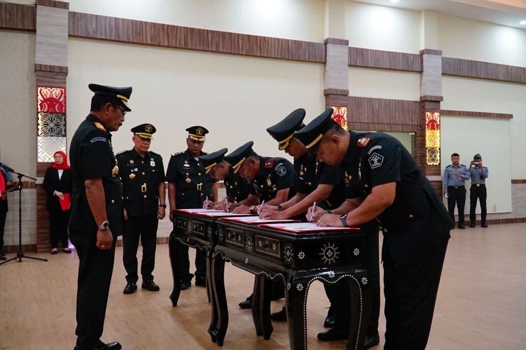 Kakanwil Kemenkumham Sulsel Lantik 9 Pejabat Manajerial dan Non&nbsp;Manajerial