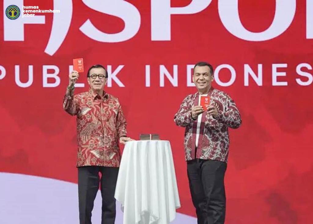 Kado HUT RI ke-79: Wajah Baru Paspor&nbsp;Indonesia